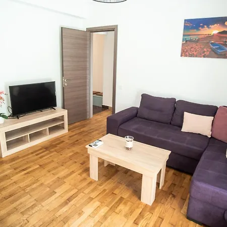 Explore Greece From Comfortable City Centre Apartment Chalkís Extérieur photo
