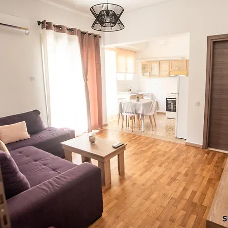 Explore Greece From Comfortable City Centre Apartment Chalkís Extérieur photo