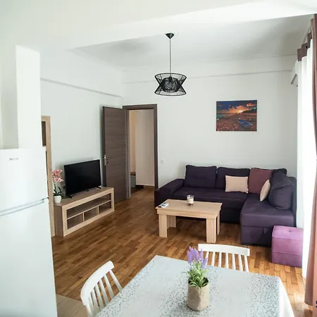 Explore Greece From Comfortable City Centre Apartment Chalkís Extérieur photo