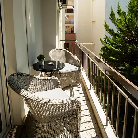 Explore Greece From Comfortable City Centre Apartment Chalkís Extérieur photo