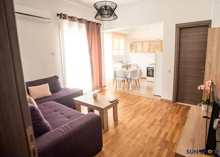 Explore Greece From Comfortable City Centre Apartment