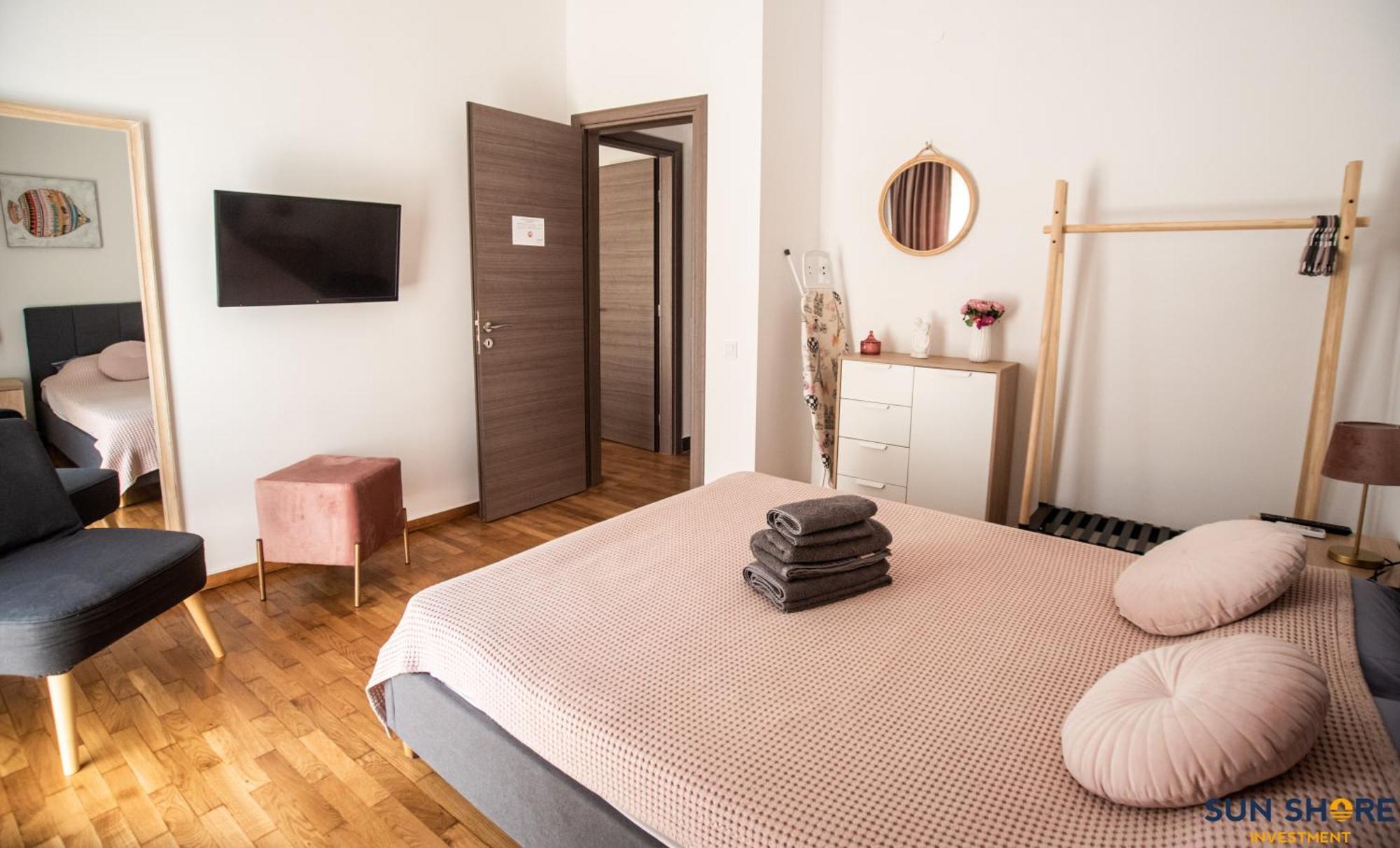 Explore Greece From Comfortable Centre Chalkís